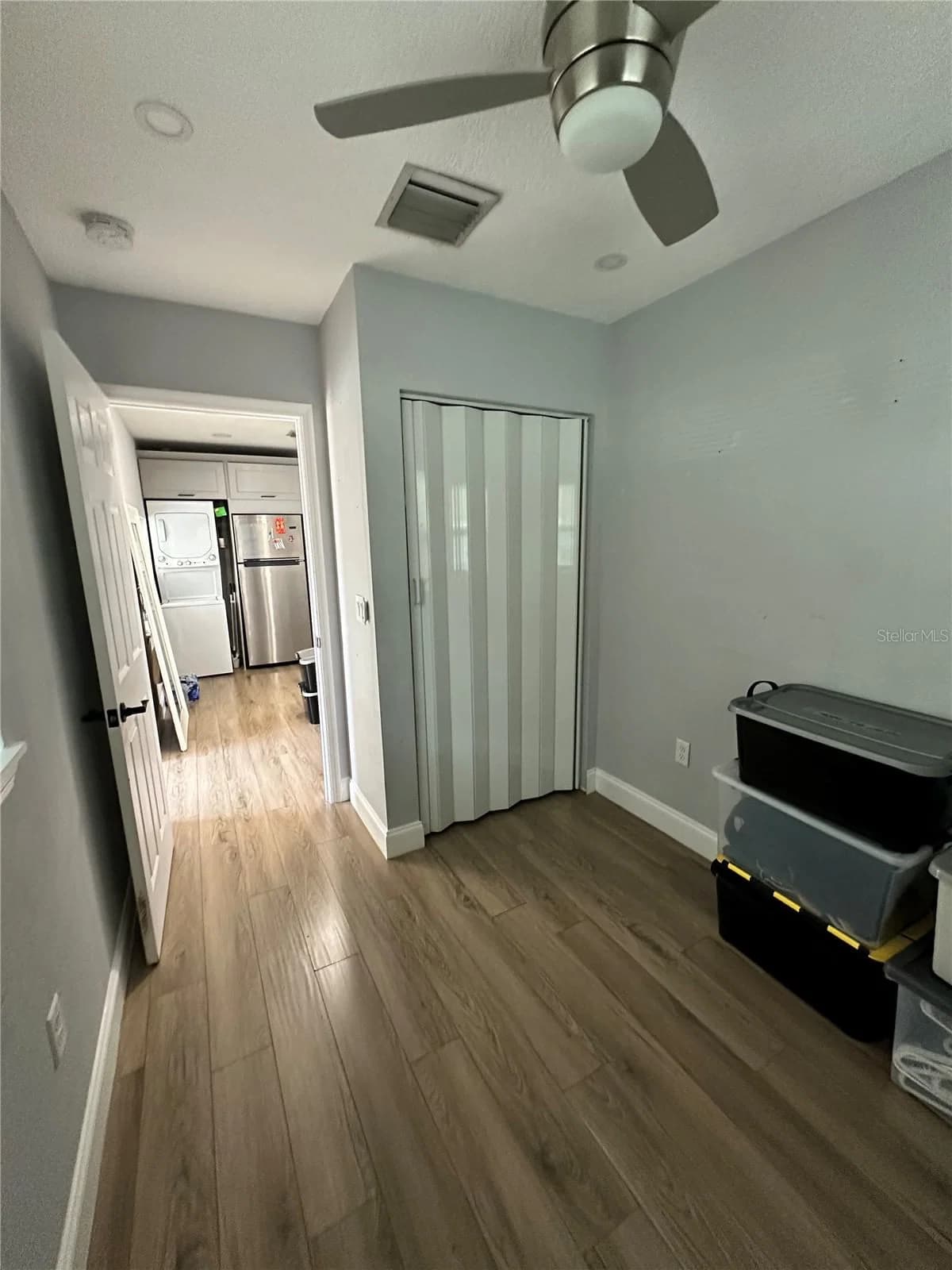 4521 EDGEWATER 4