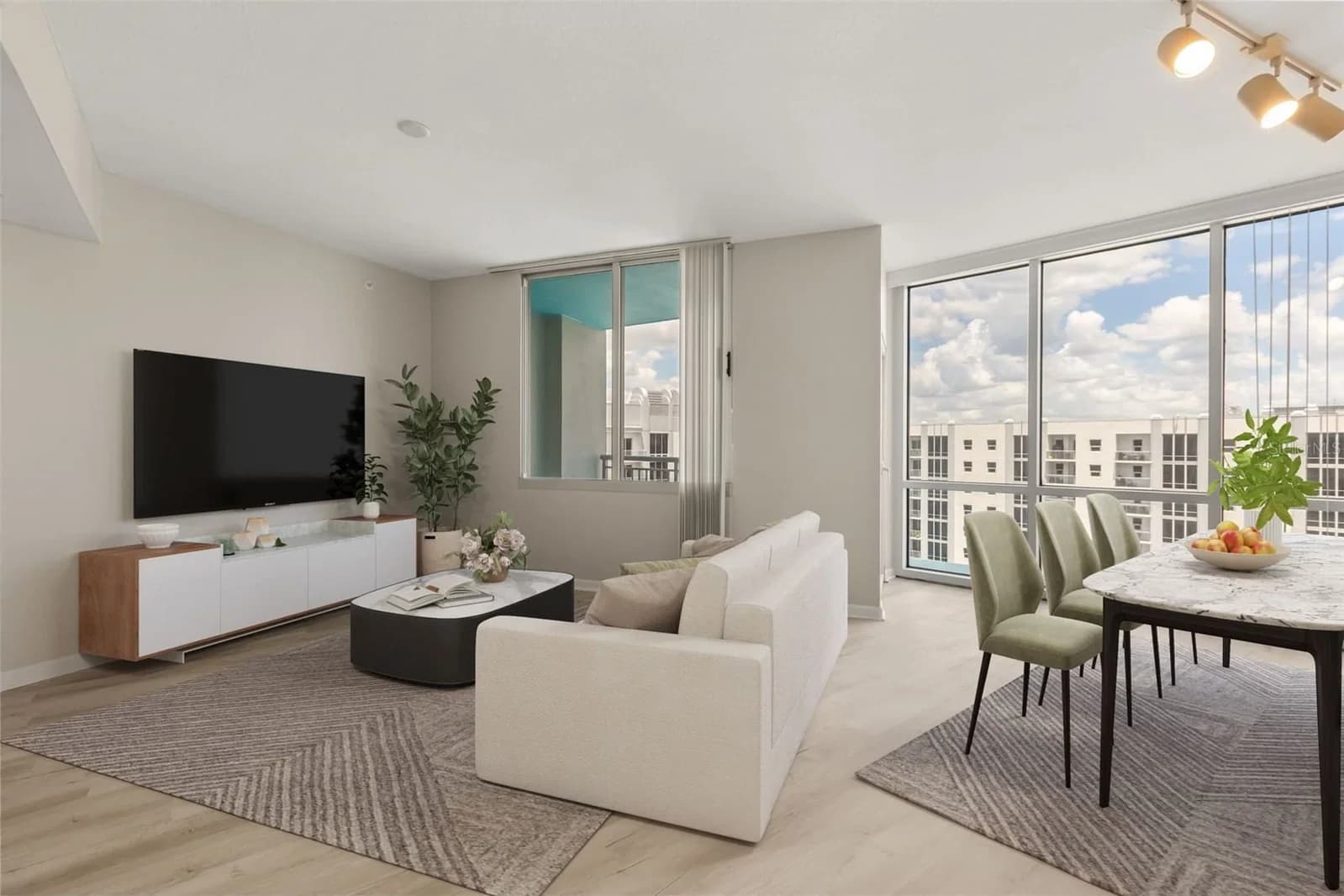 322 CENTRAL 3
