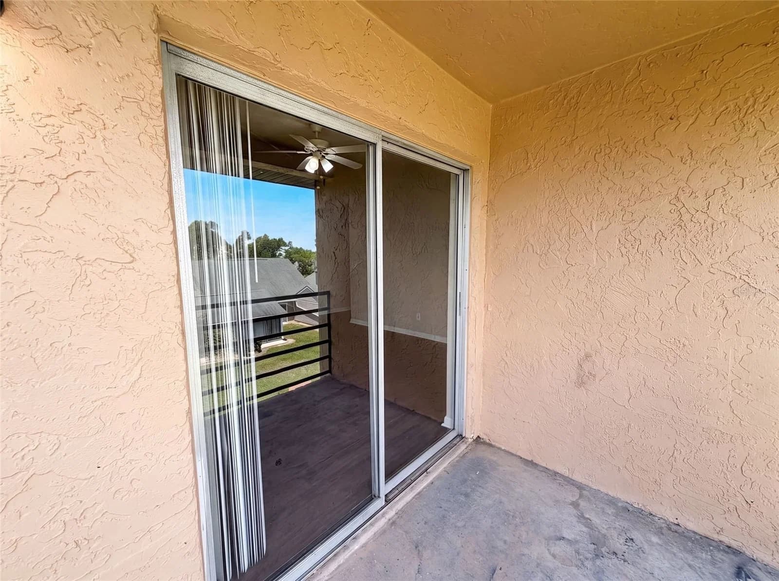 5213 VIA HACIENDA 5