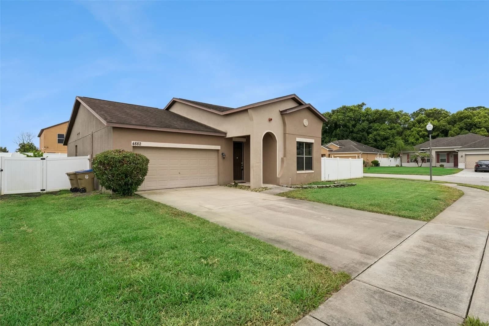 4882 ASHURST 5