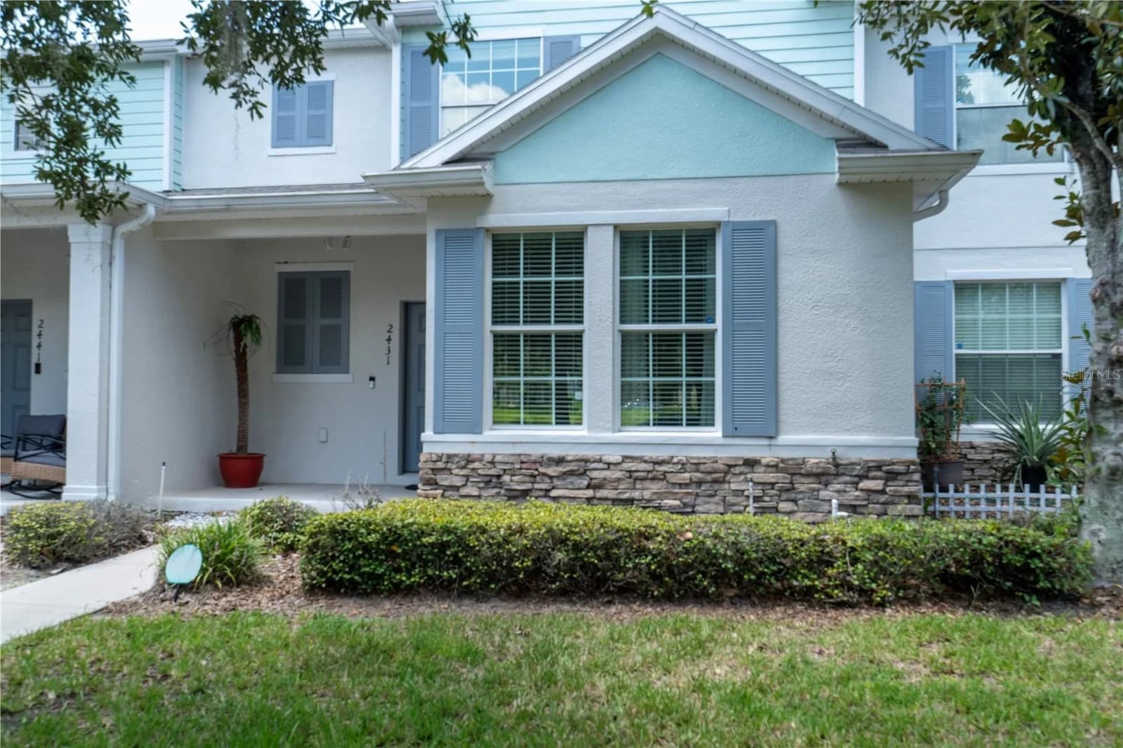 2431 GRASMERE VIEW 2