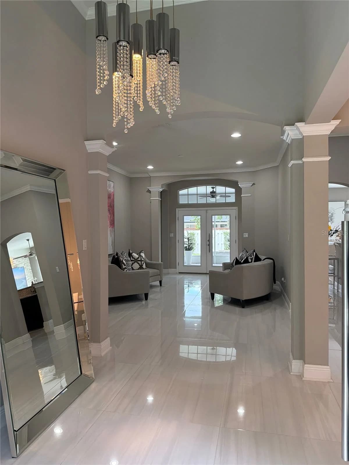 10133 FACET, Orlando, FL 32836 2
