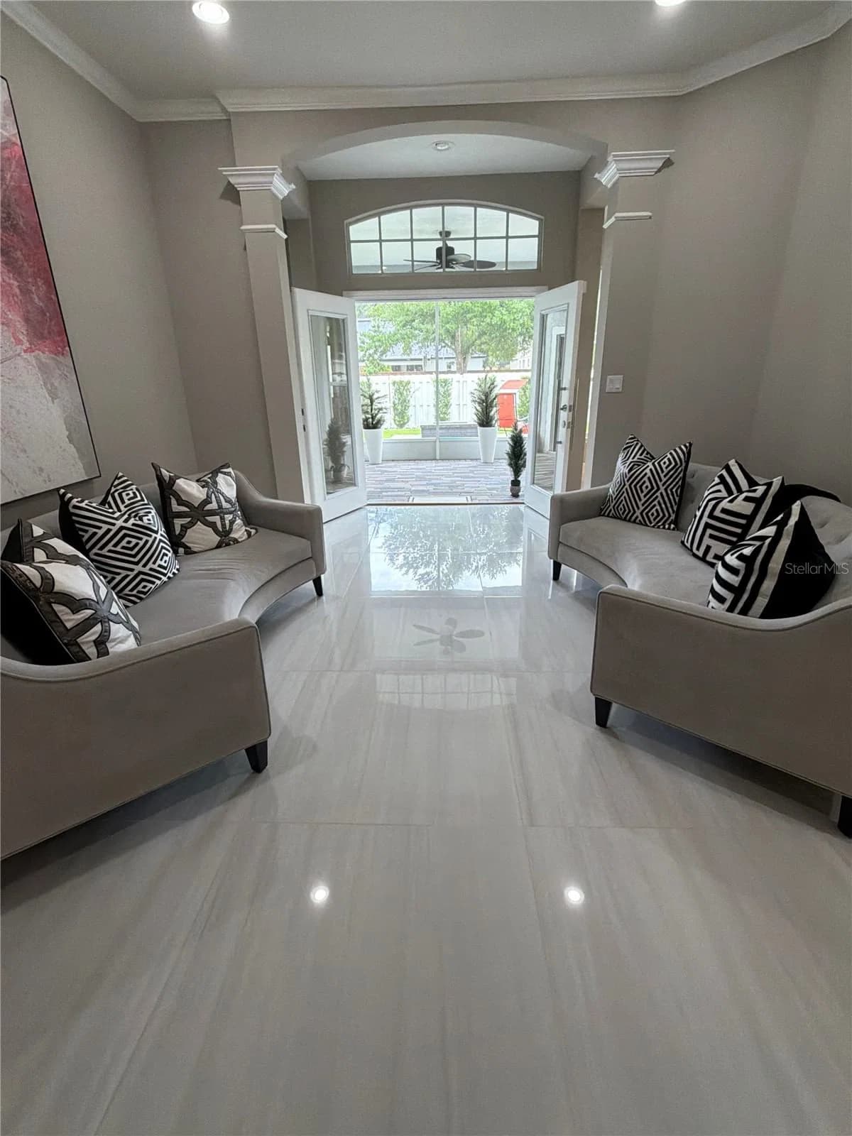 10133 FACET, Orlando, FL 32836 3