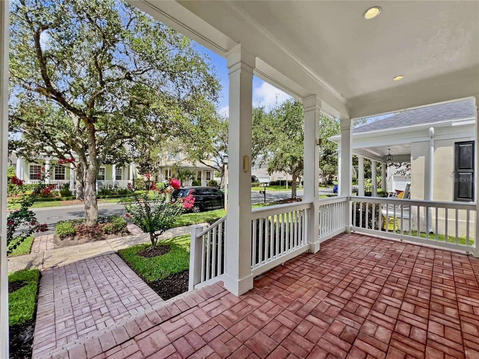 205 VILLAGE 4
