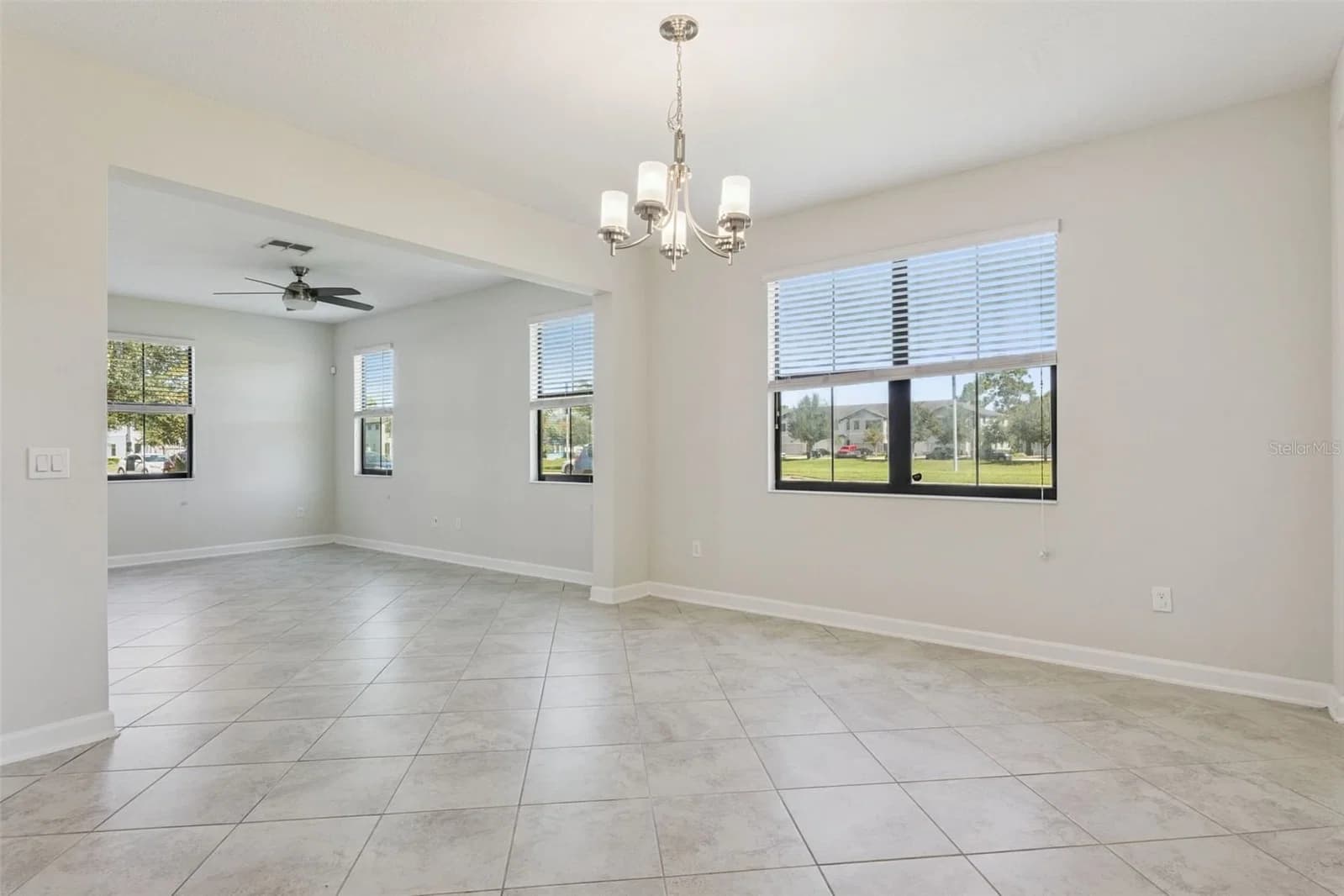 11433 WHISTLING PINE 3