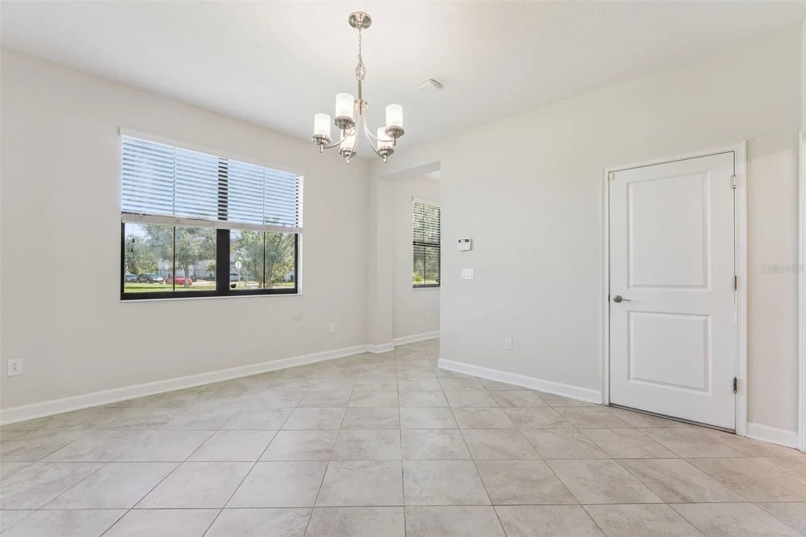 11433 WHISTLING PINE 5