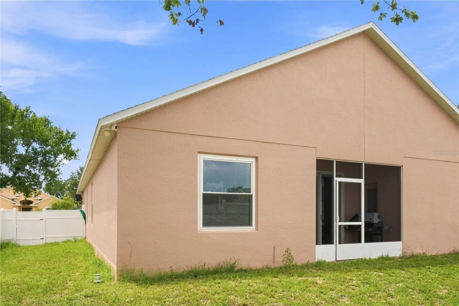 110 KNOLLWOOD 4