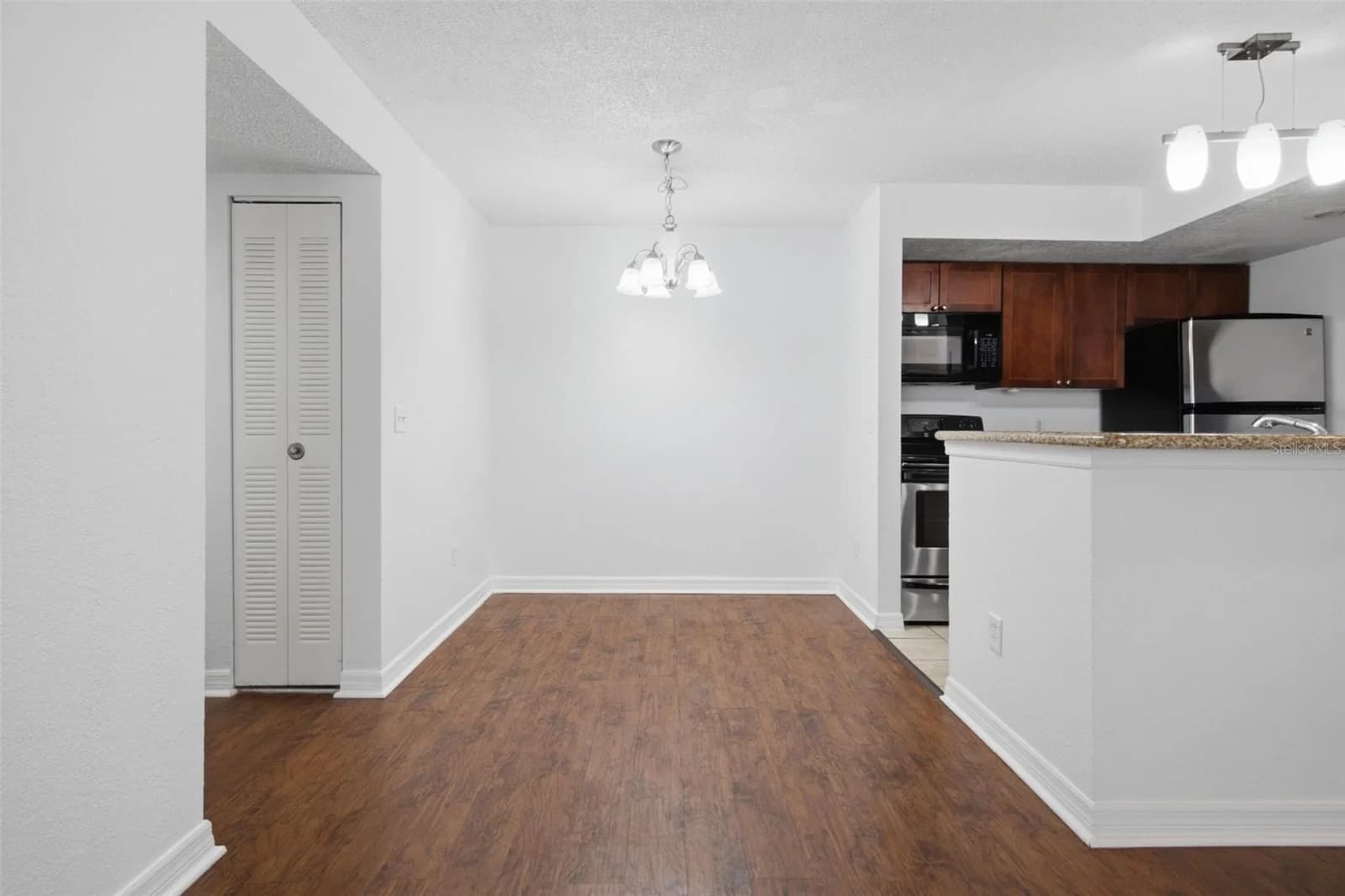 5160 CONROY 4