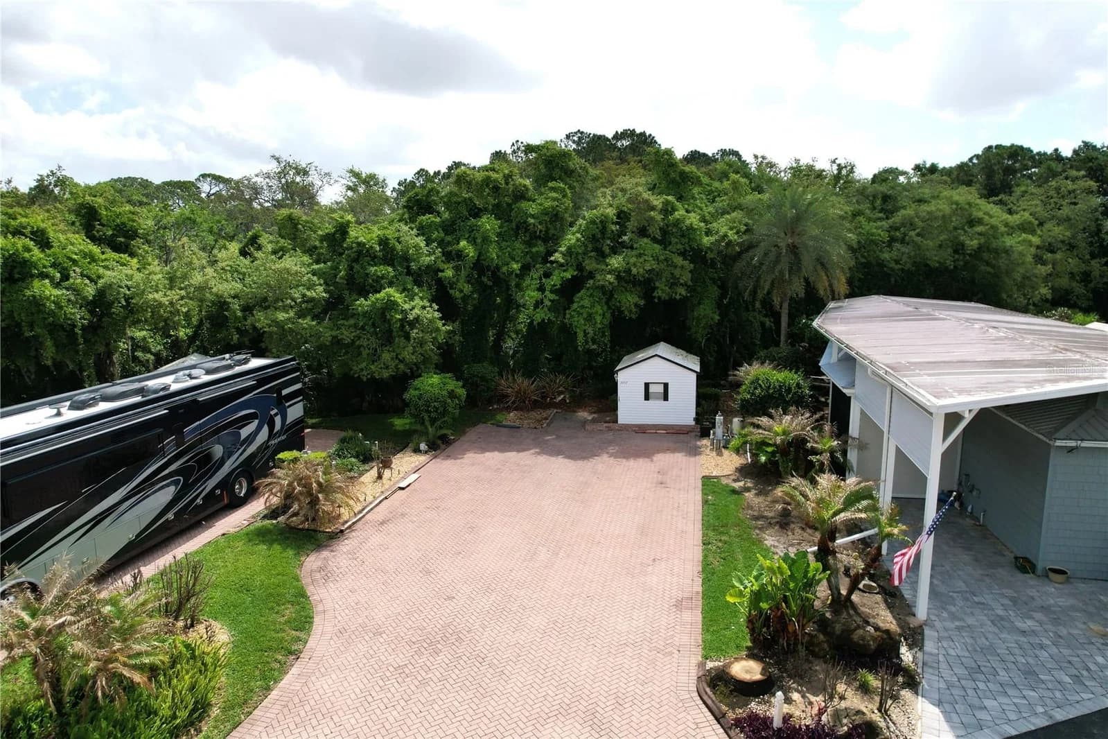 2457 ST GEORGE 3
