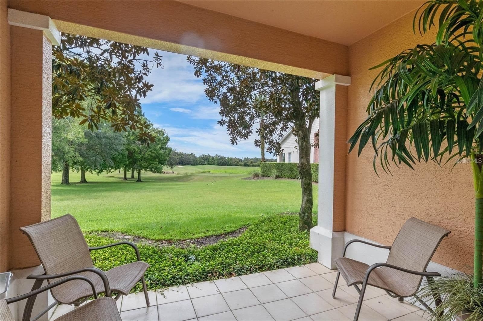 1598 HERITAGE CROSSING 4