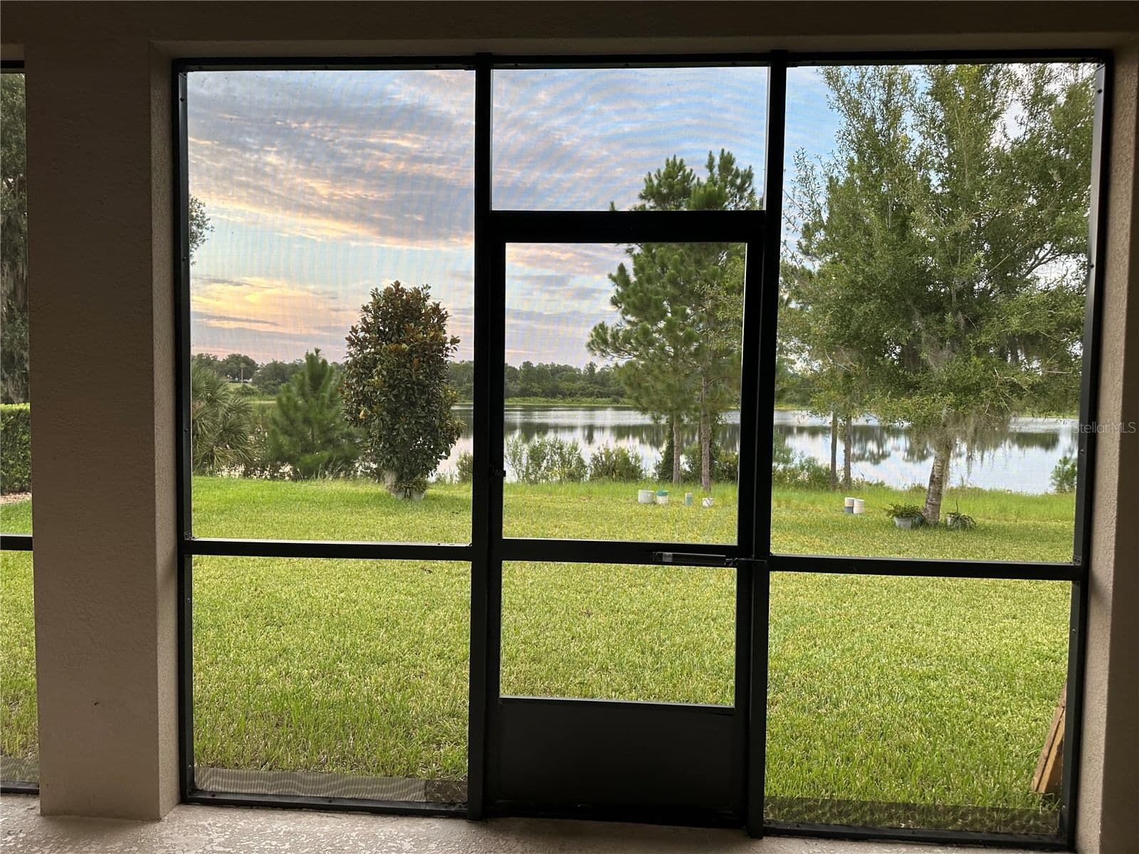 2093 LAKE SIDE 3