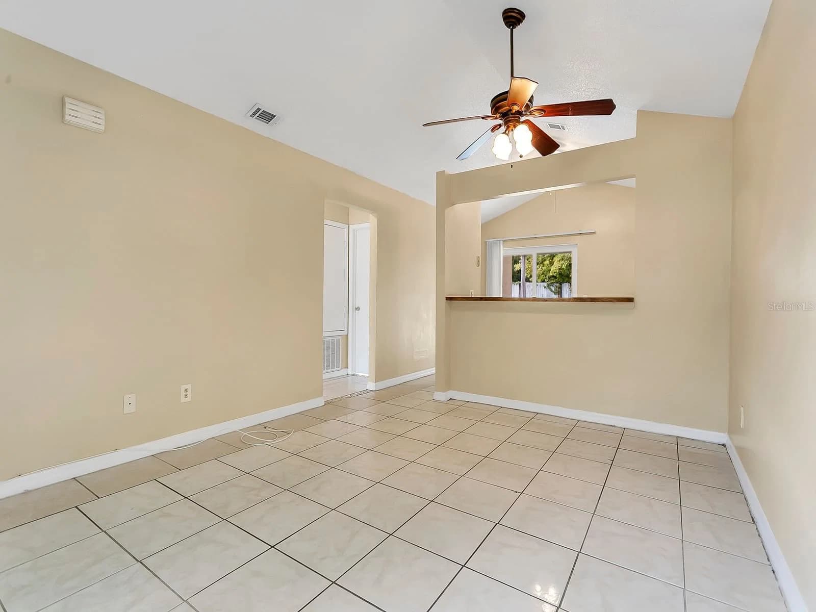 10425 RIVA RIDGE 4