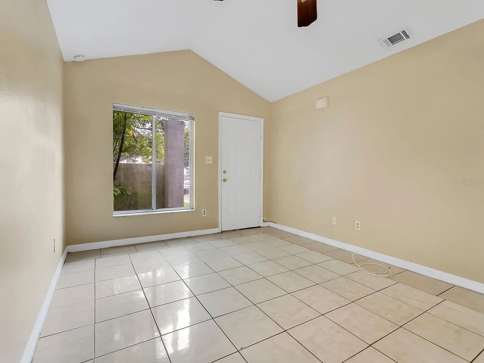 10425 RIVA RIDGE 3
