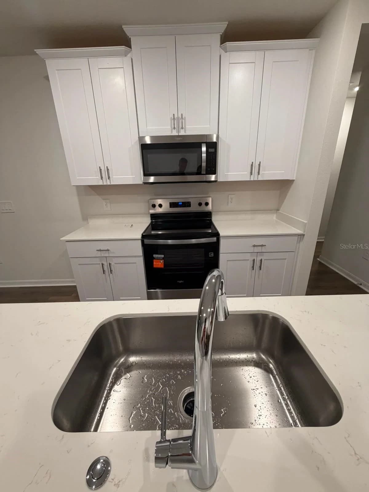 4325 RIVER BEACON 5
