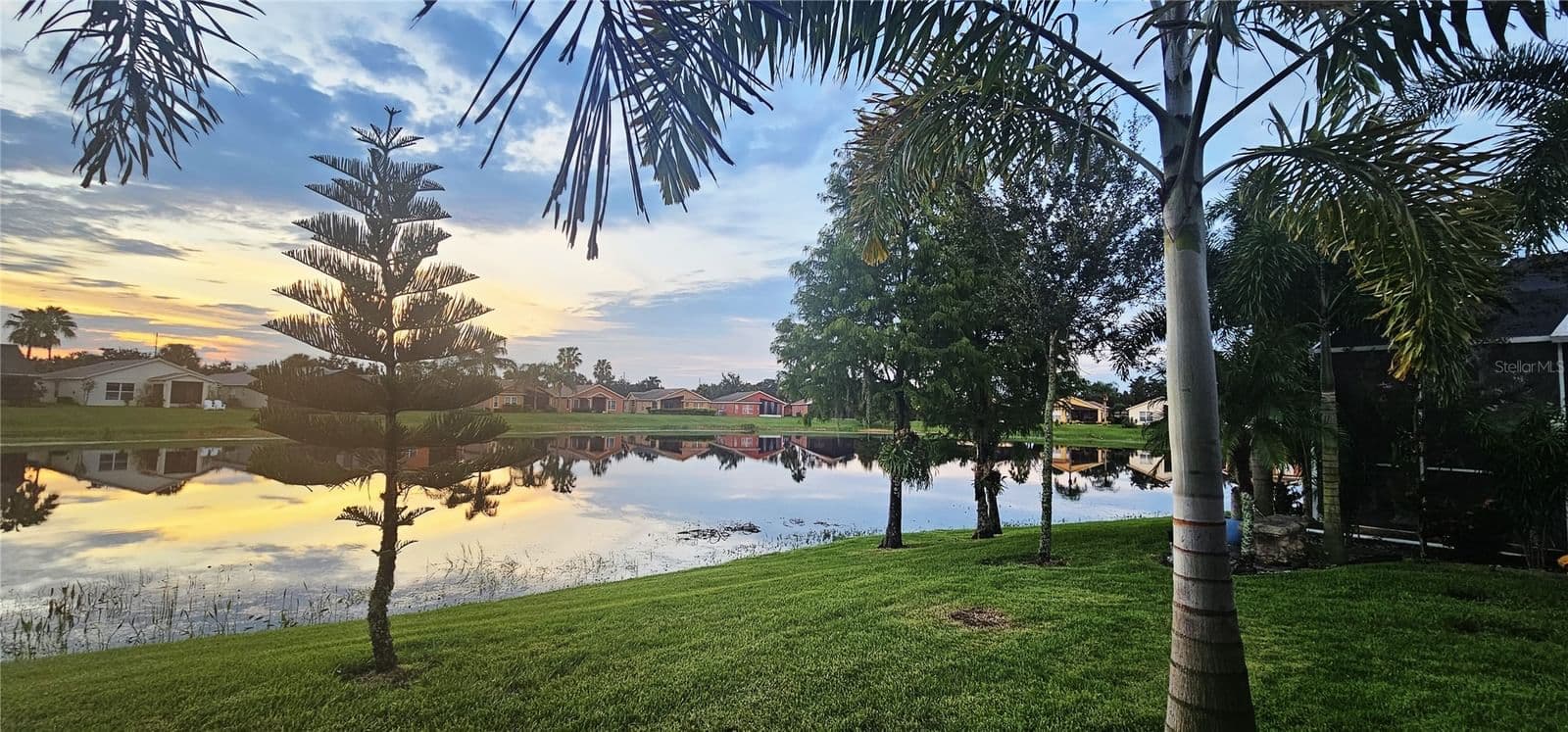 585 GRAND CANAL 3