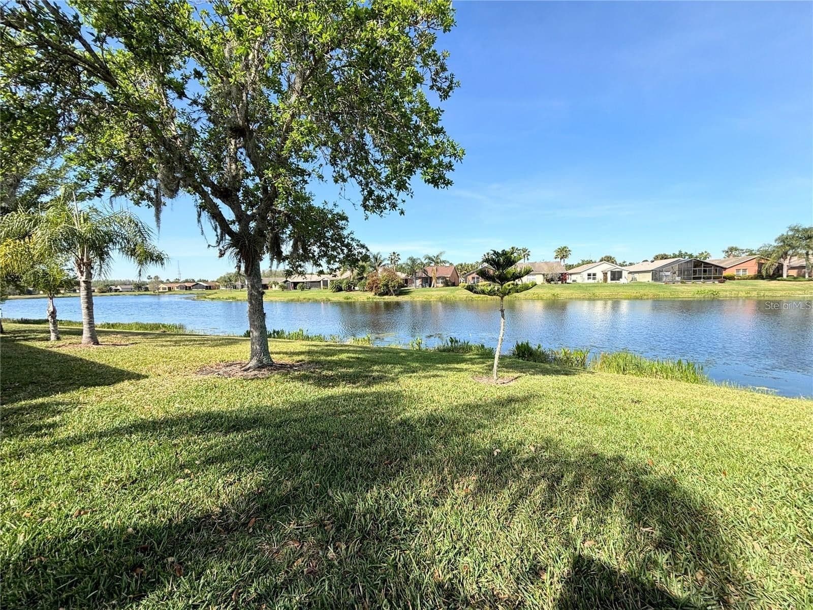 585 GRAND CANAL 4