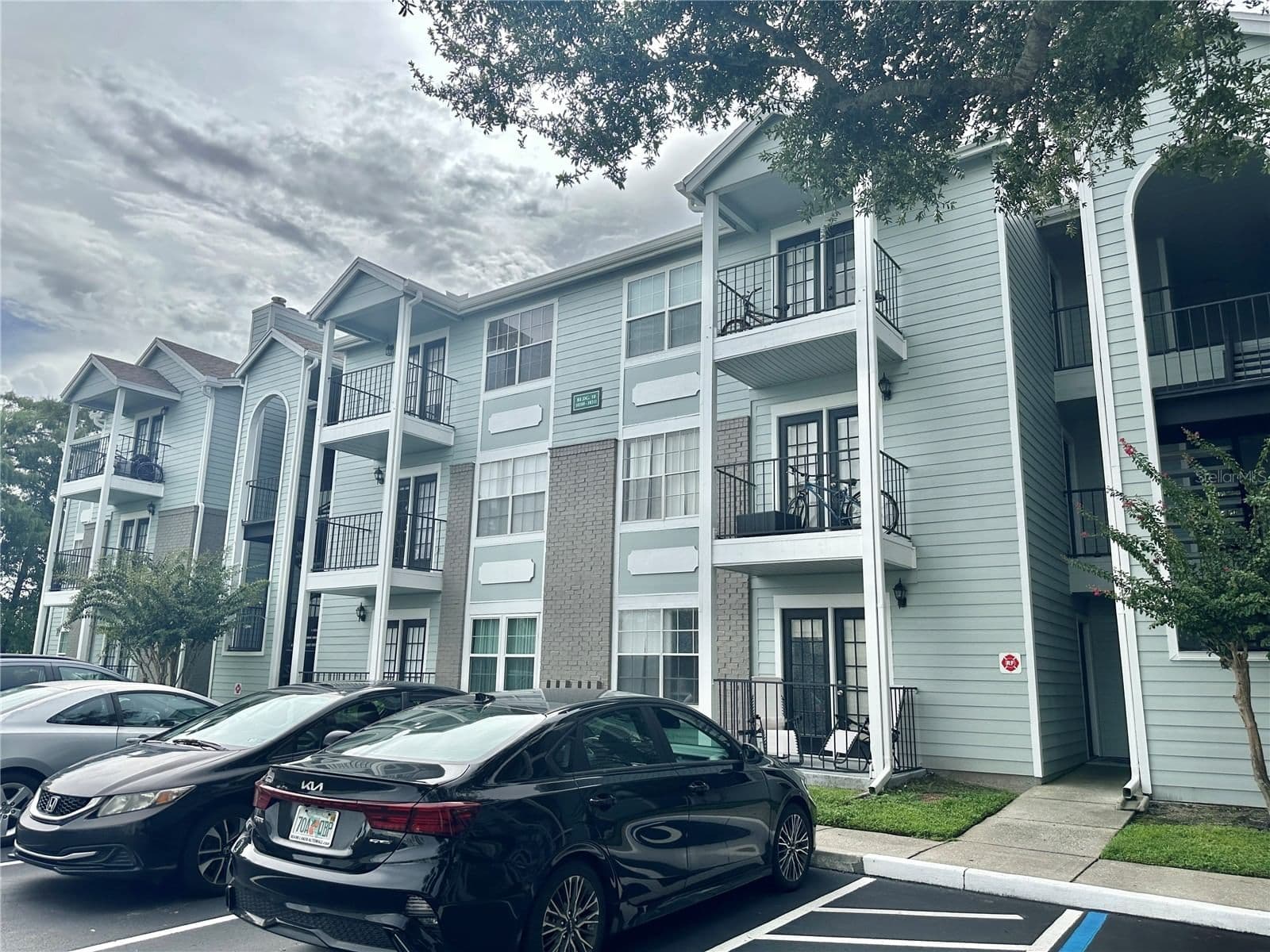 2550 ALAFAYA, Orlando, FL 32826