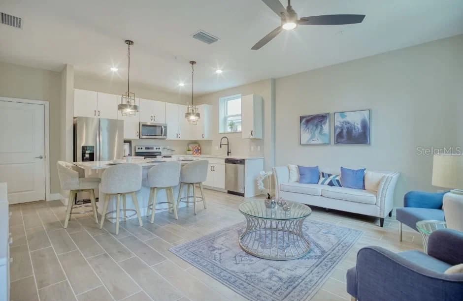 2116 BROOME 5