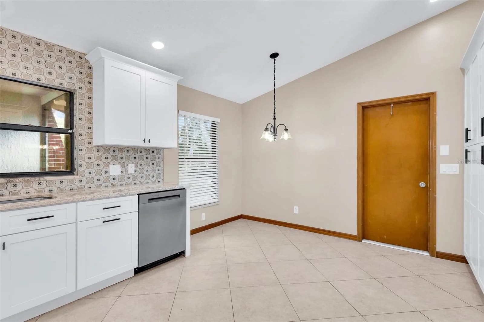2805 LAKE TOHOPEKALIGA 4