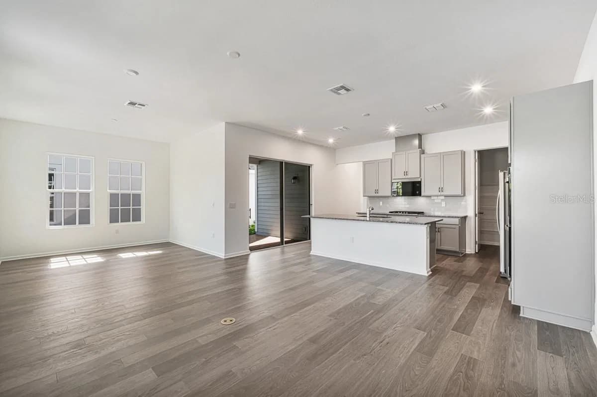 1827 HEADLAND 4