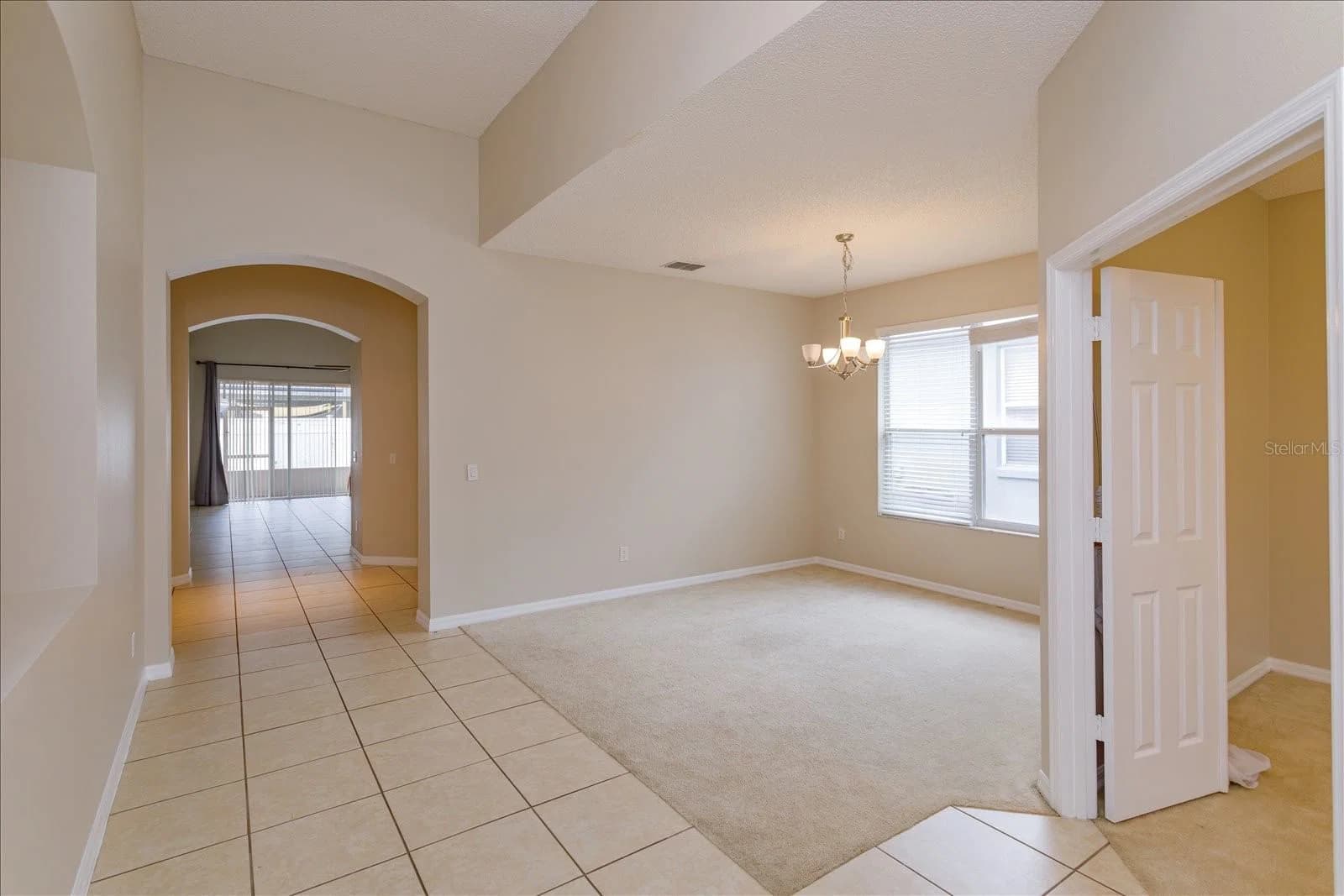 5537 BURLWOOD 3