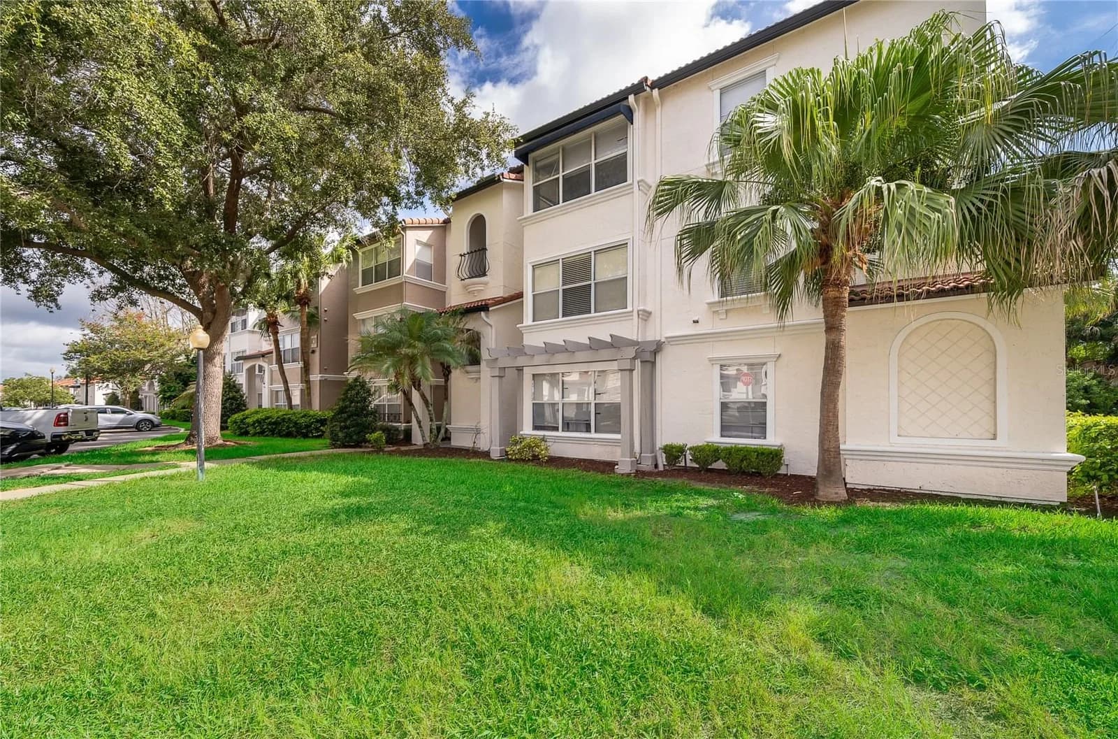 5124 CONROY, Orlando, FL 32811
