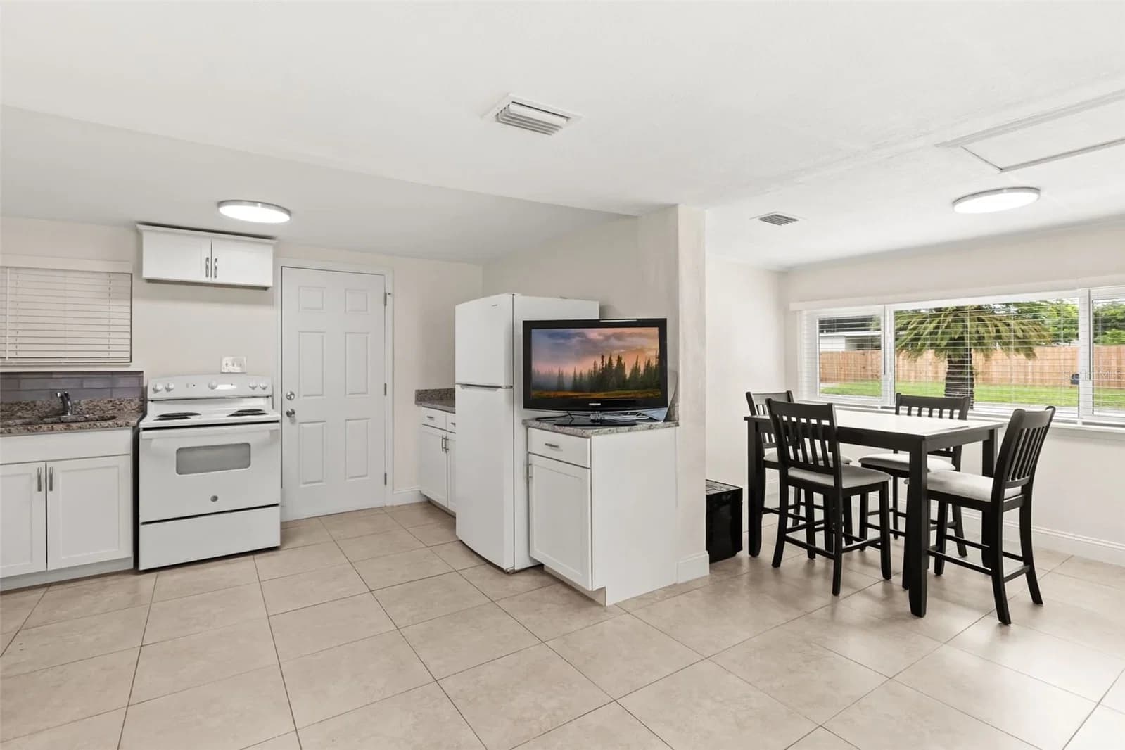 2280 NORWELL 4