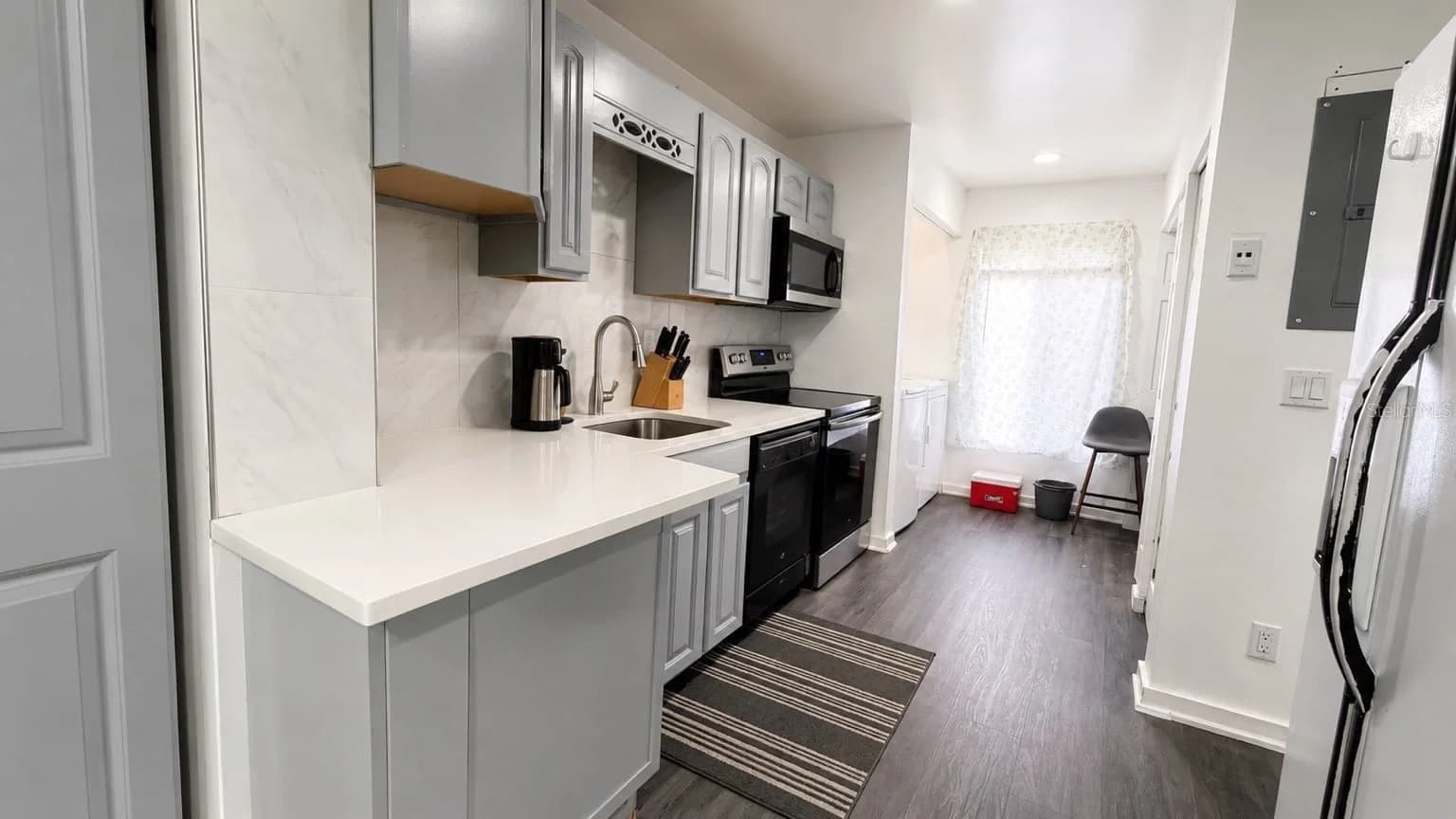 5304 INDIAN CREEK 3