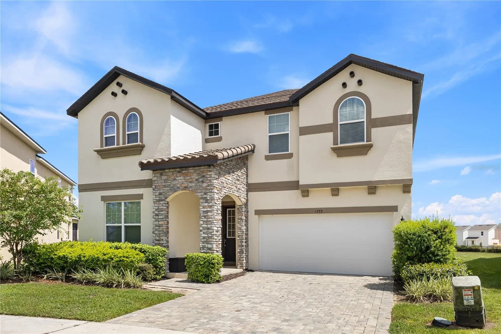 1779 TROPICAL PALMS 2