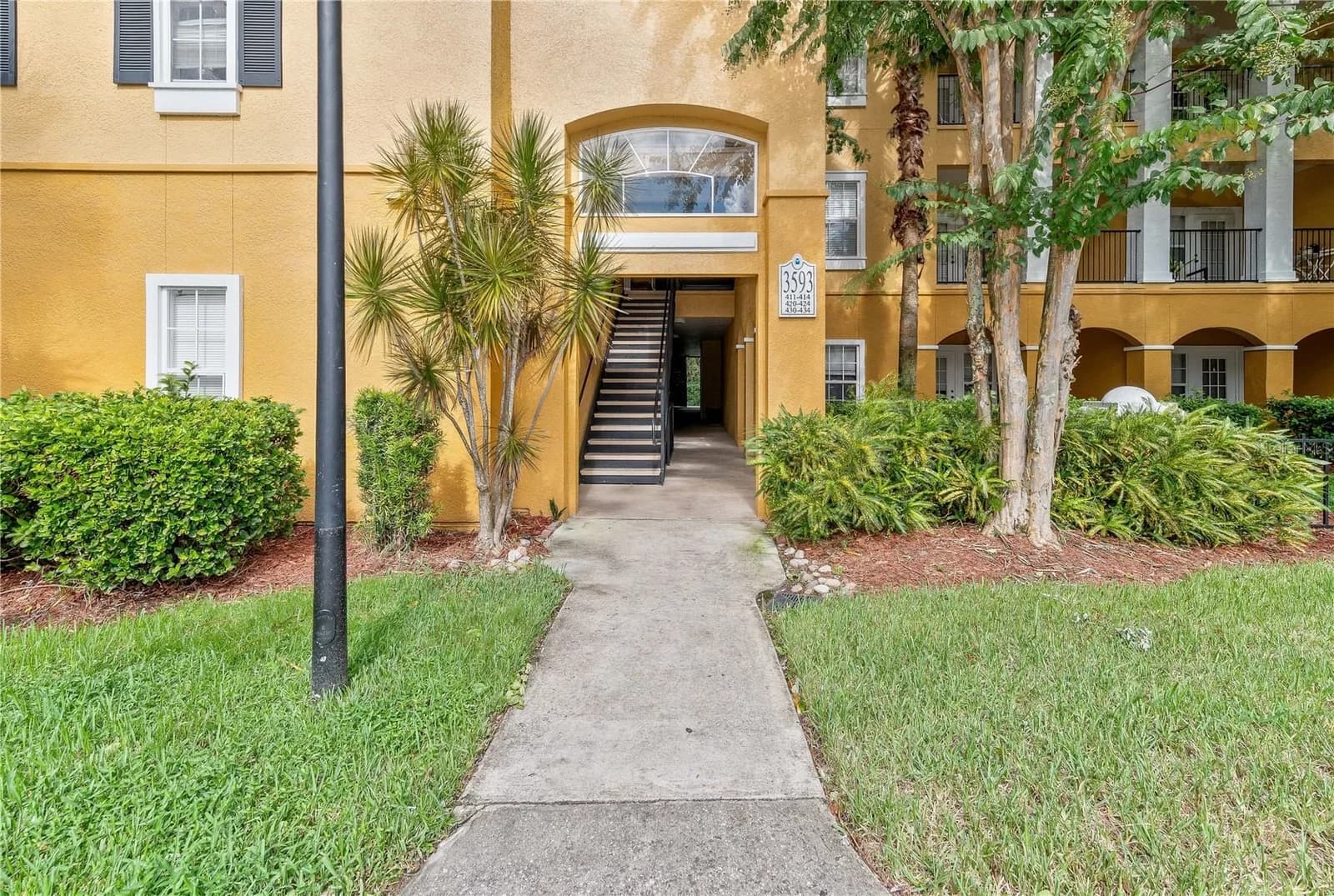 3593 CONROY, Orlando, FL 32839