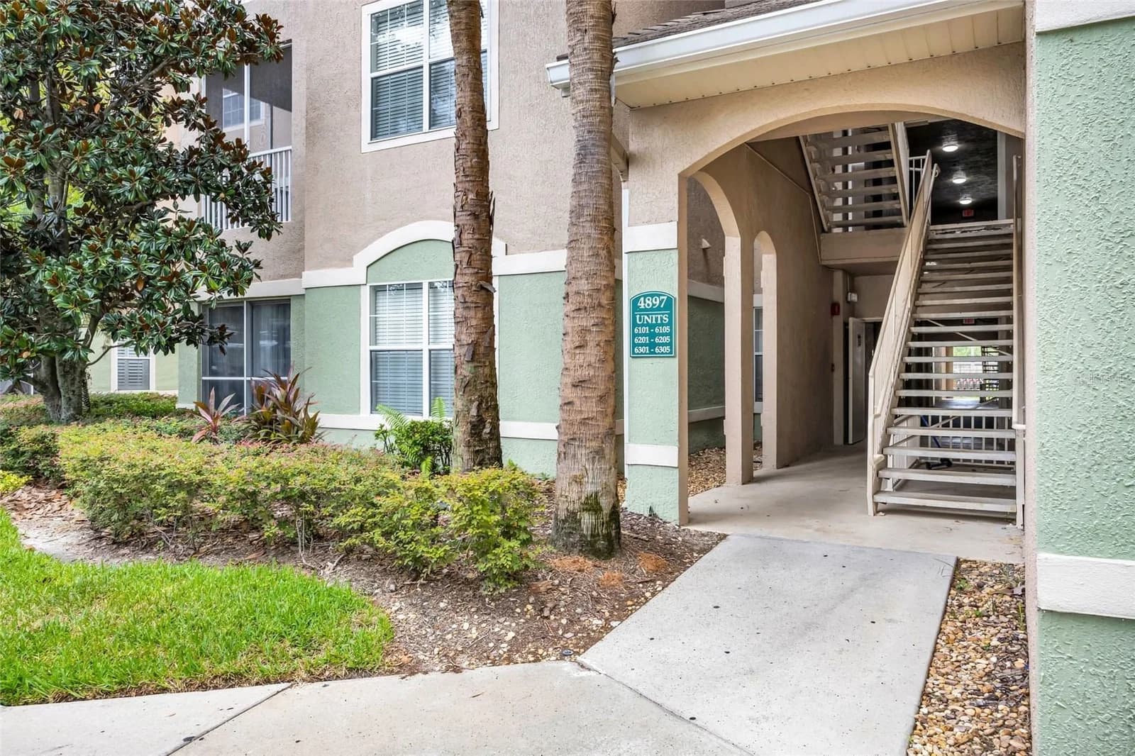 4897 CYPRESS WOODS 2