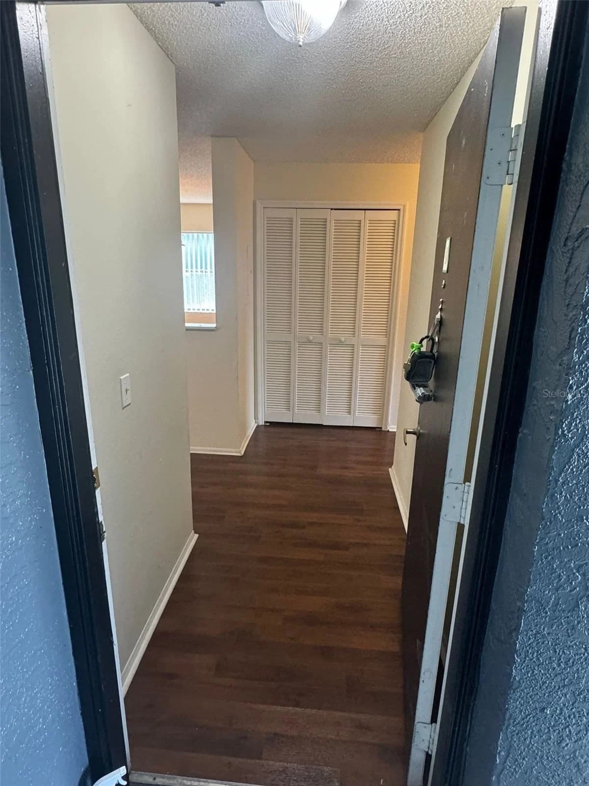 4227 PERSHING POINTE 3