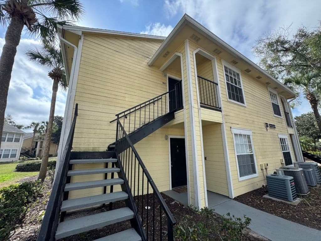 1057 HIAWASSEE, Orlando, FL 32835