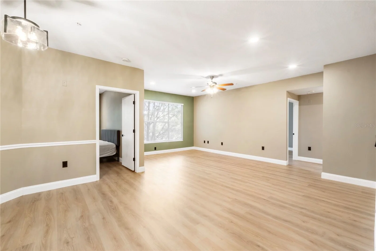 5512 METROWEST 3