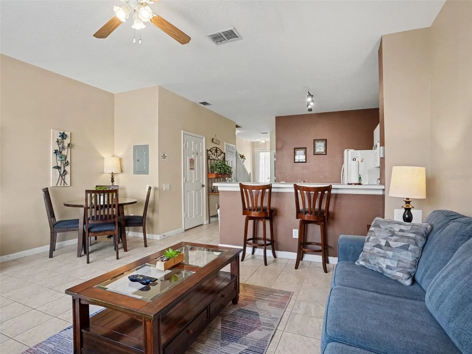 2326 SILVER PALM DR 5