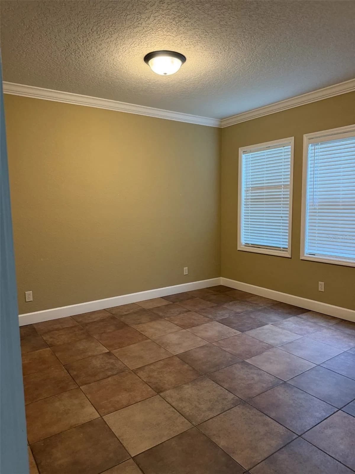 3613 SUMMERLIN 4