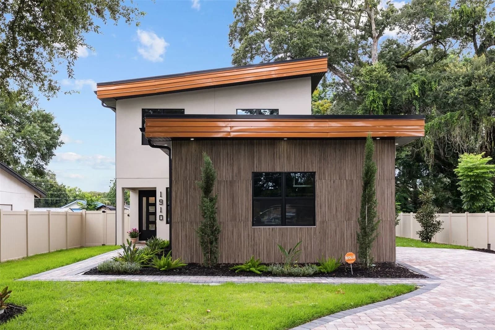1910 CLOVERLAWN, Orlando, FL 32806
