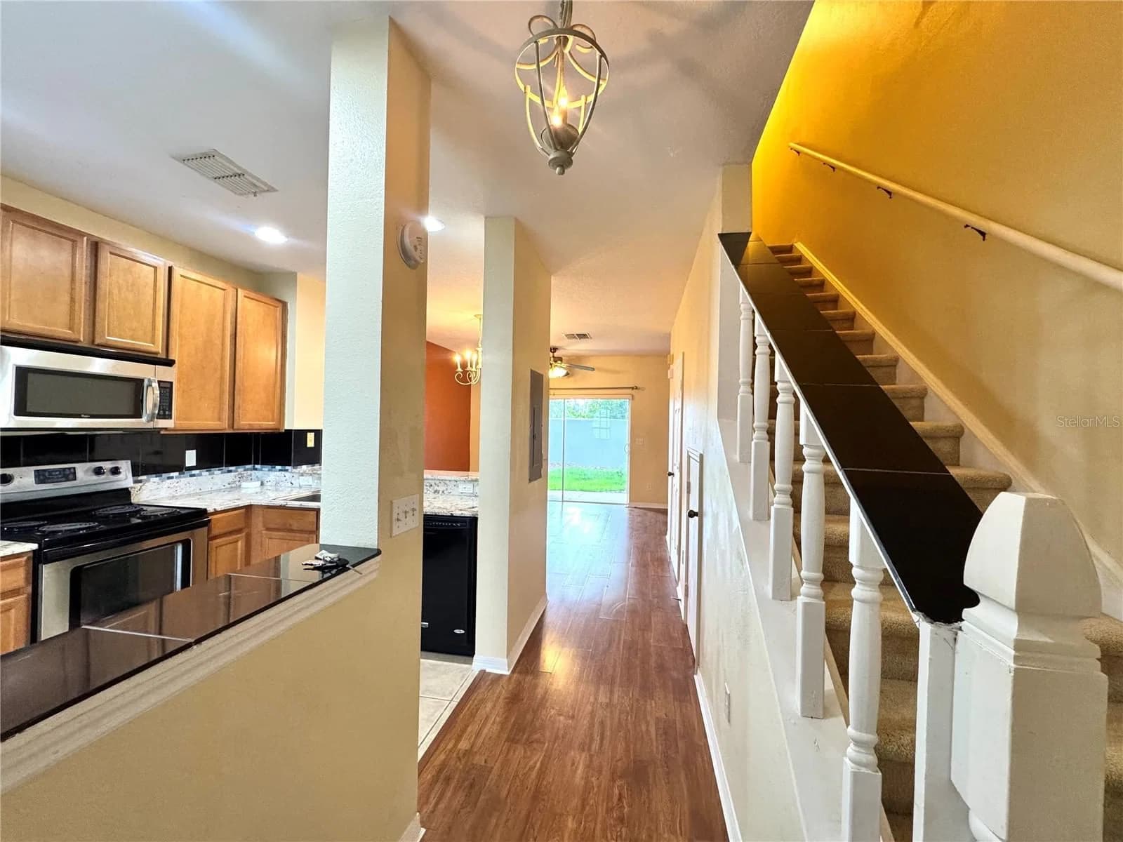 10832 SAVANNAH WOOD 2