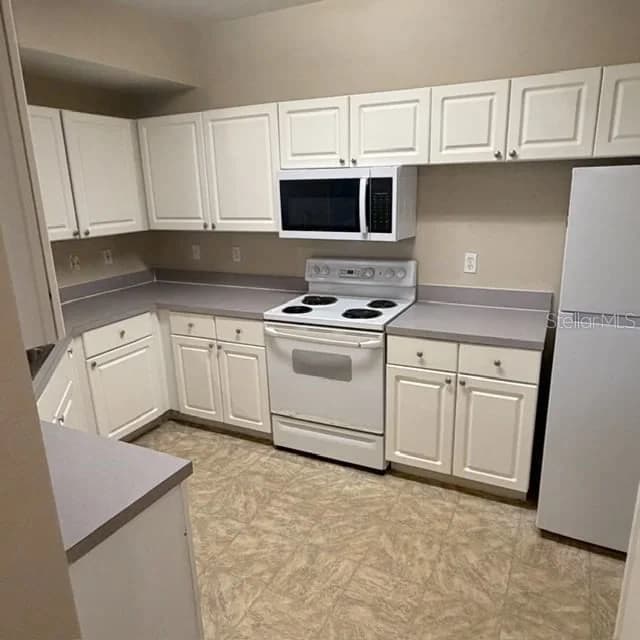 5536 METROWEST 3
