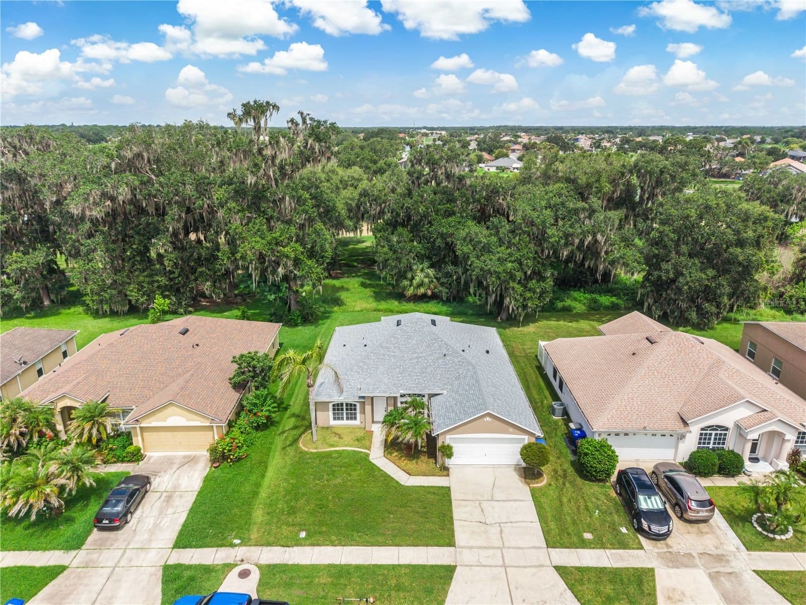 2106 THE OAKS 3