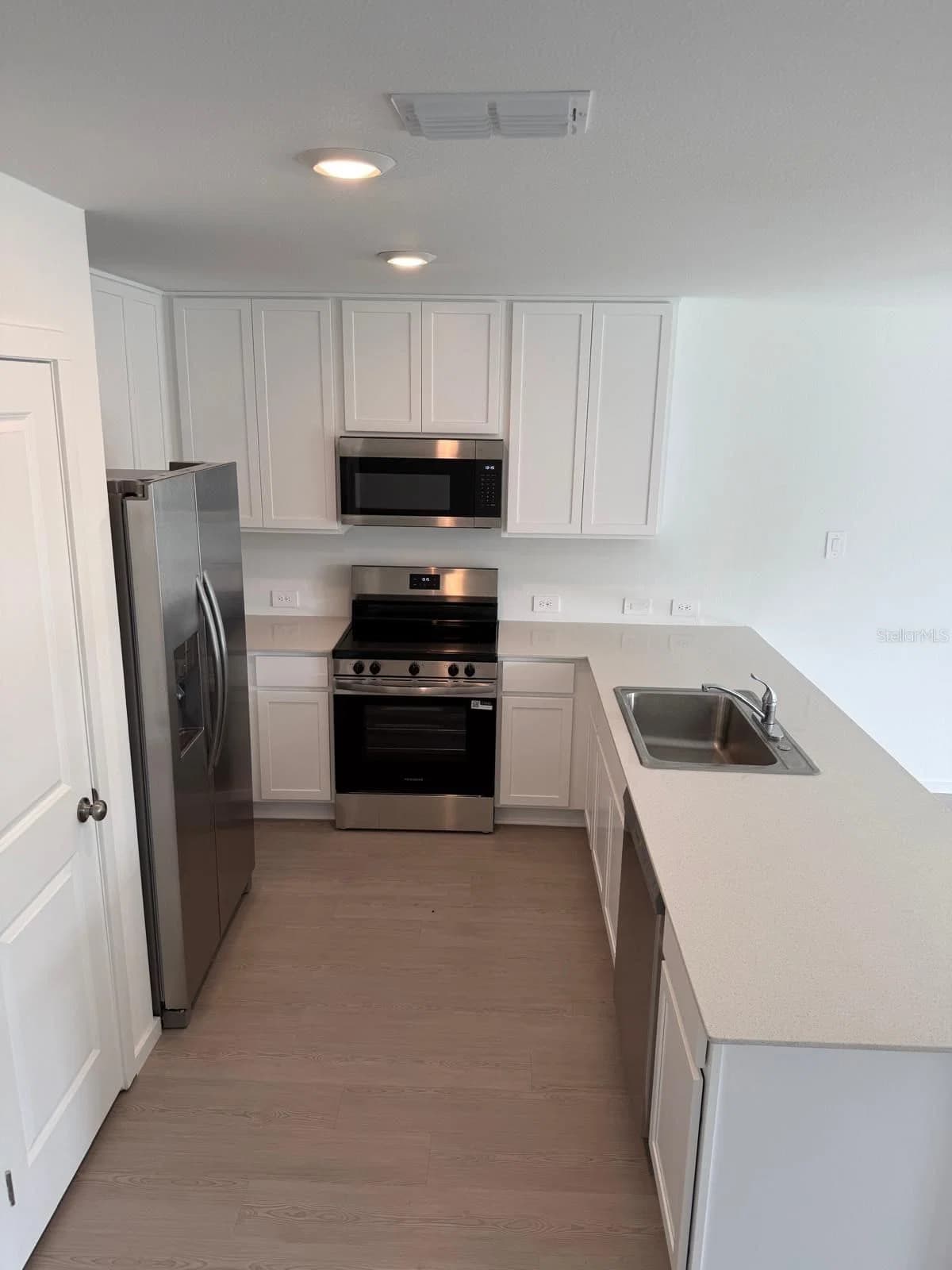 1231 ORION ST 5