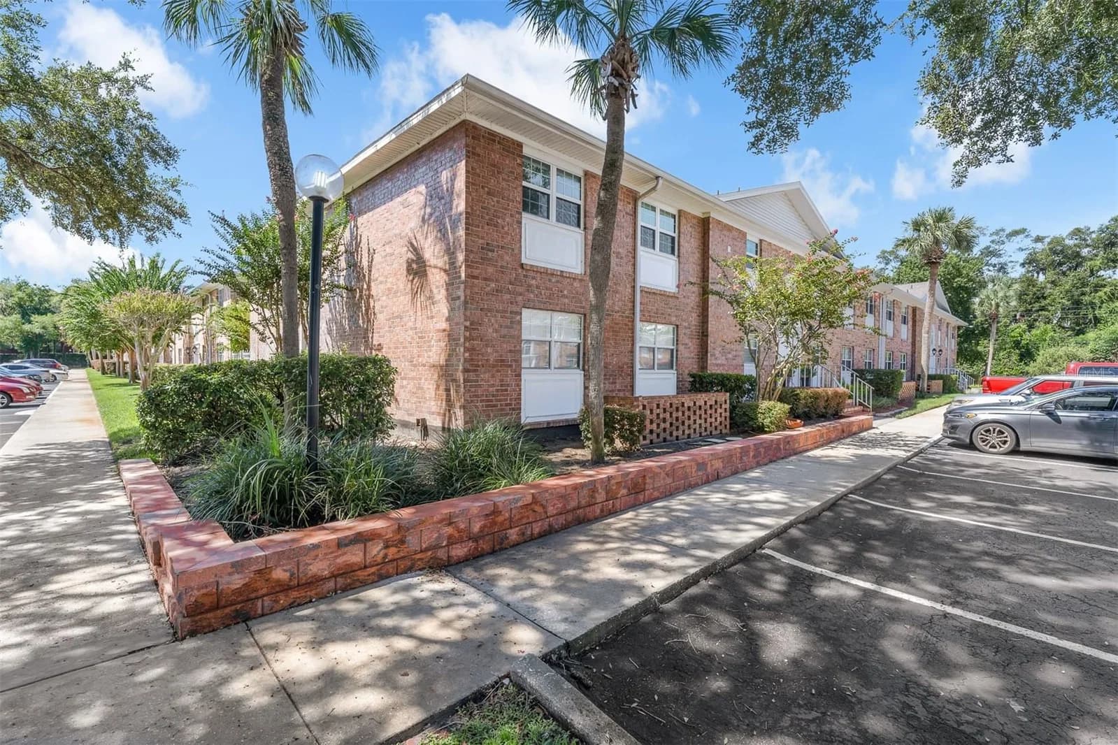 4214 LAKE UNDERHILL, Orlando, FL 32803