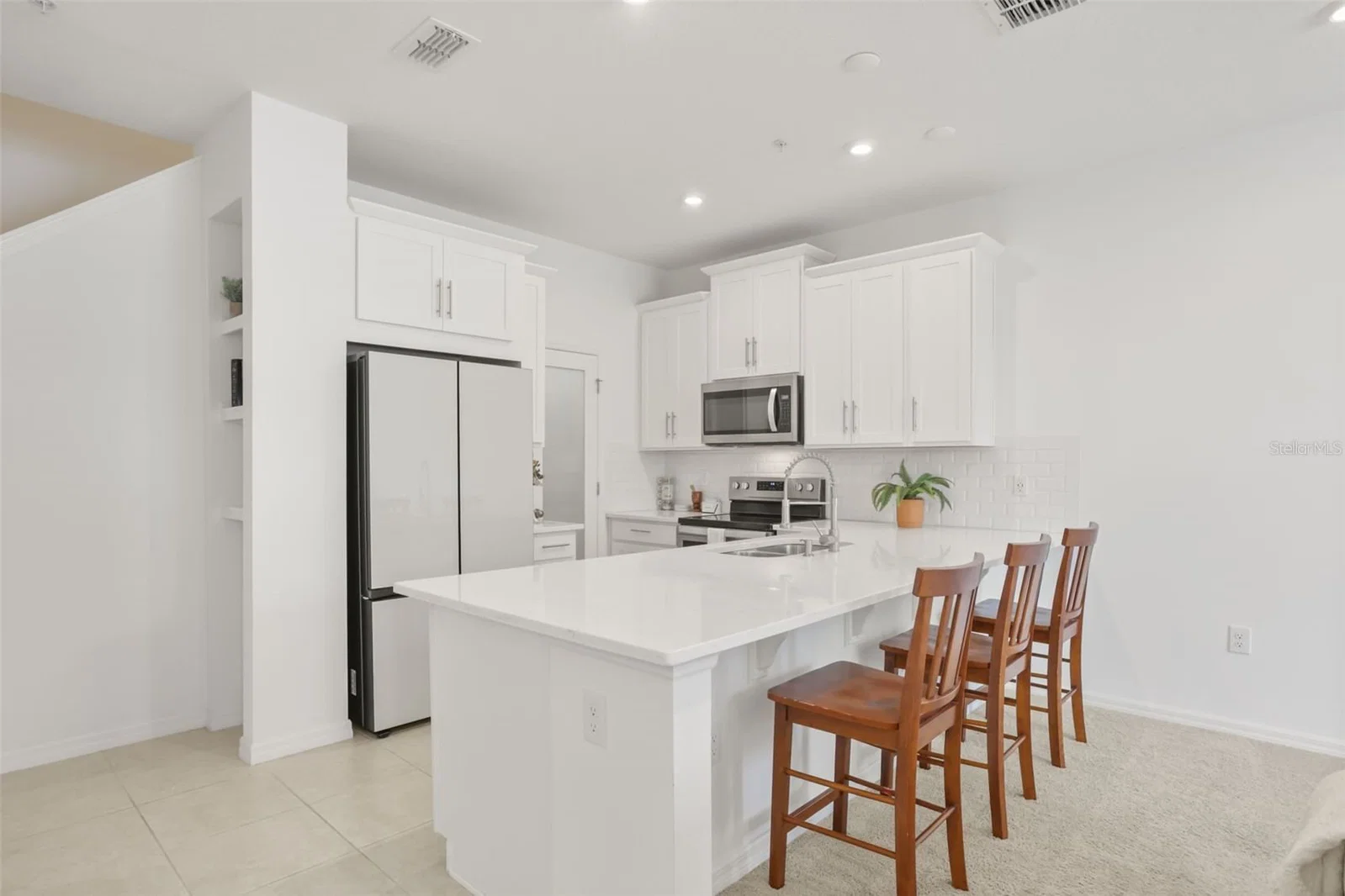 10245 HIGHLINE CREST 3