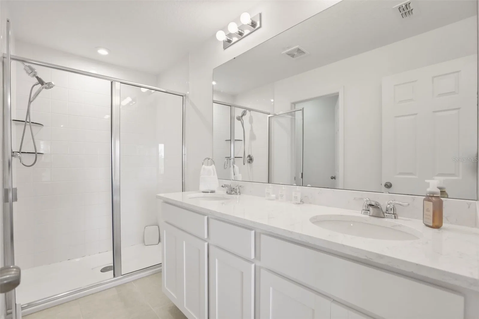 10245 HIGHLINE CREST 5