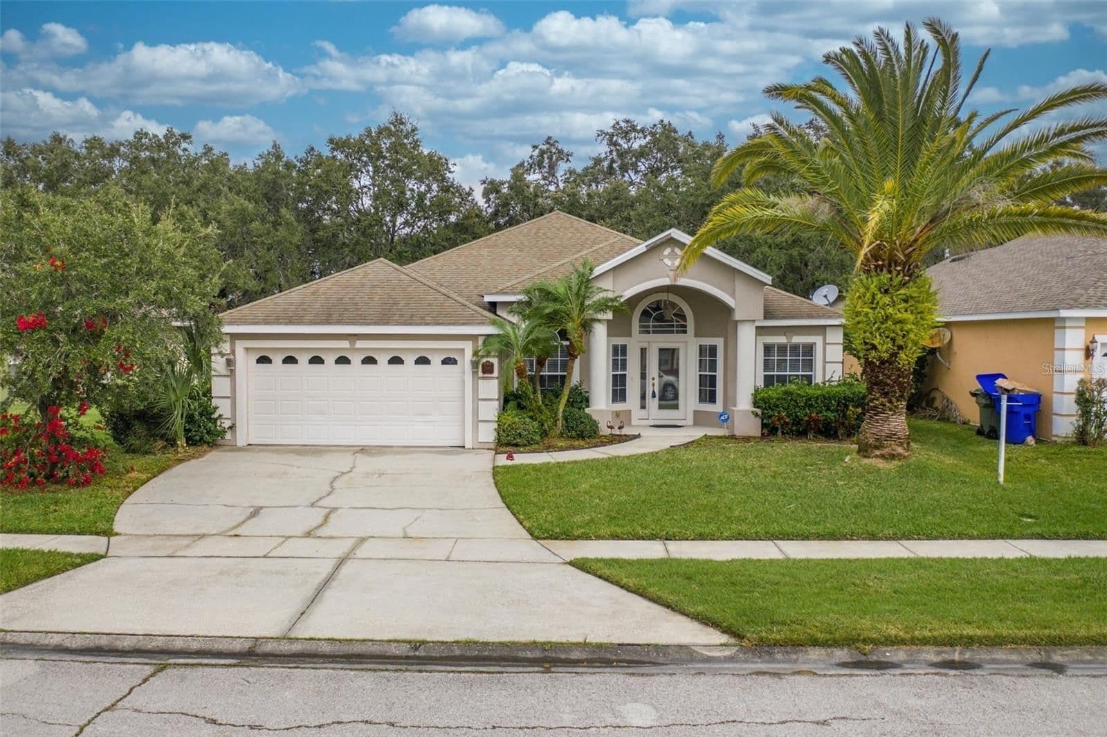 2111 EAGLEVIEW 2