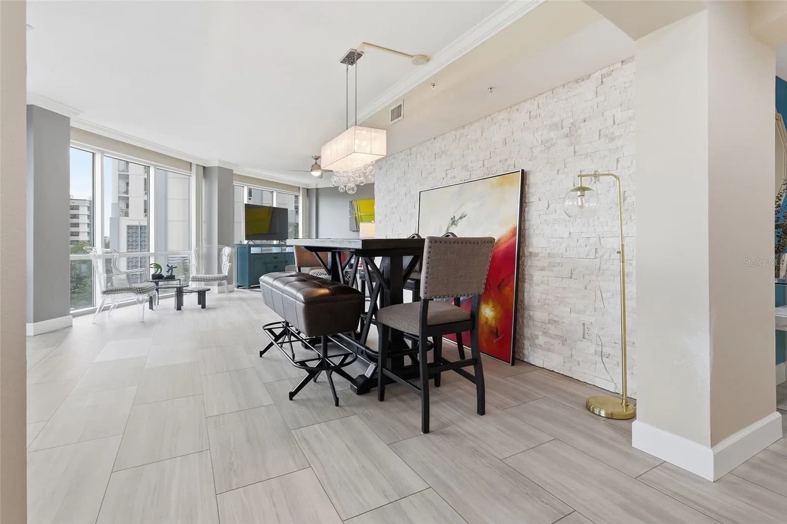 322 CENTRAL 4