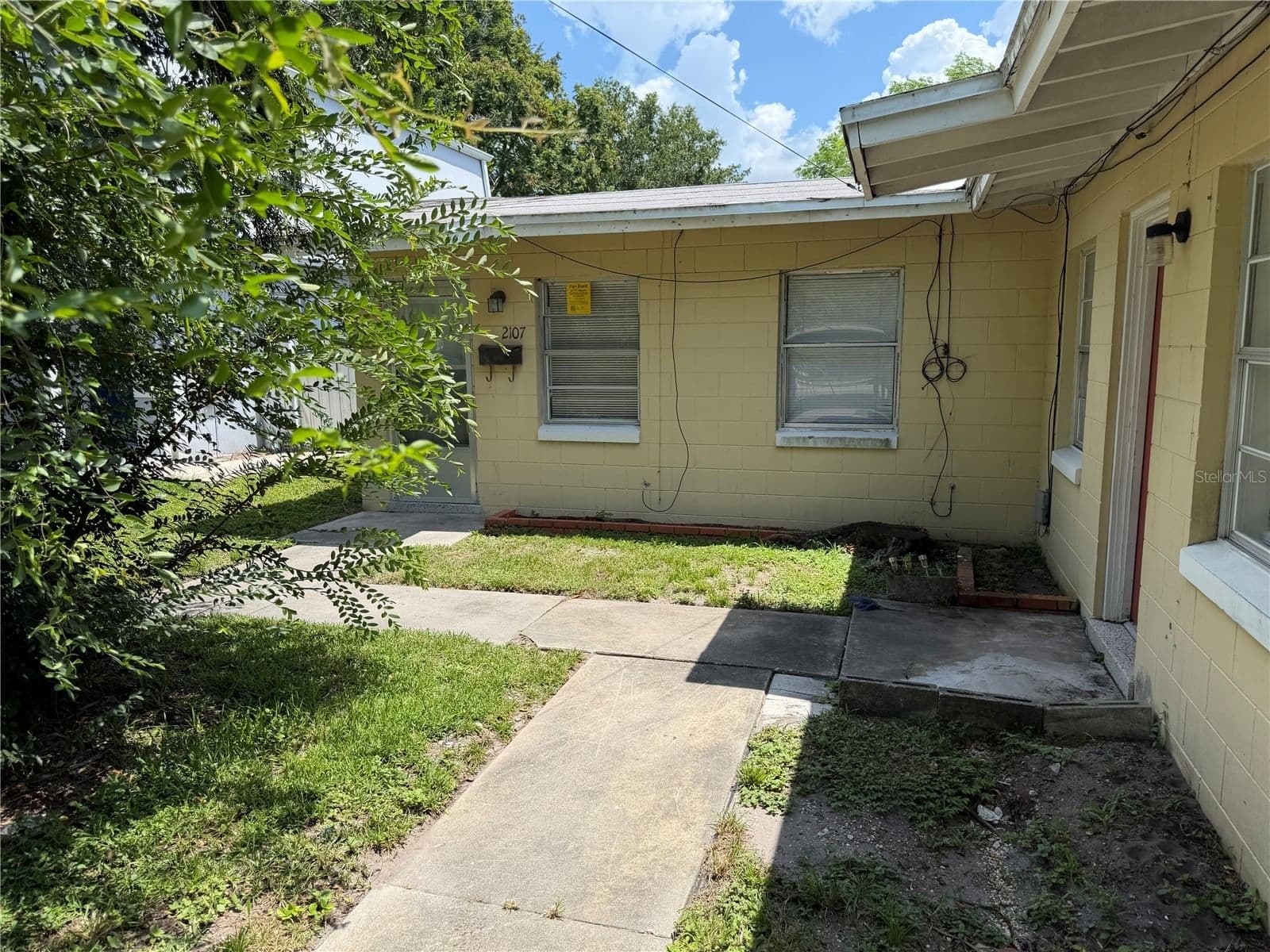 2107 MILLS, Orlando, FL 32806