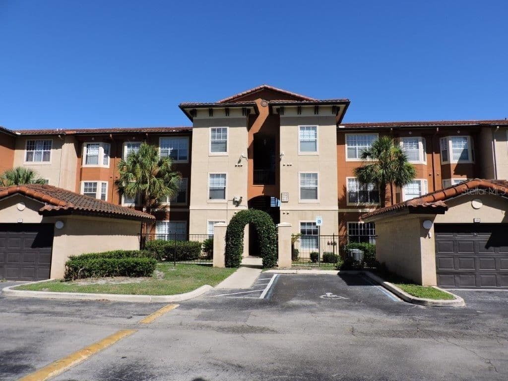 5542 METROWEST, Orlando, FL 32811