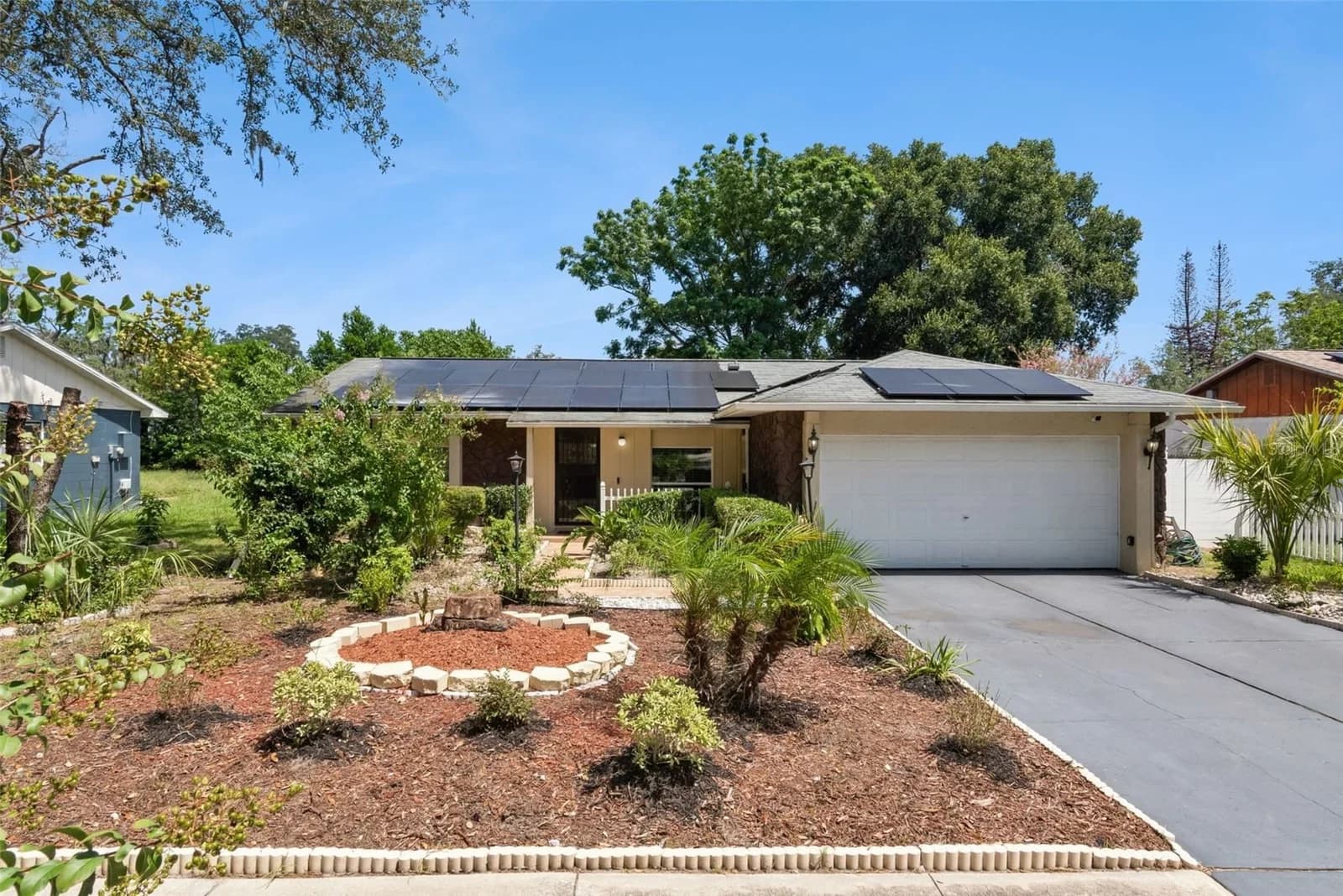 5851 HUTTON, Orlando, FL 32808