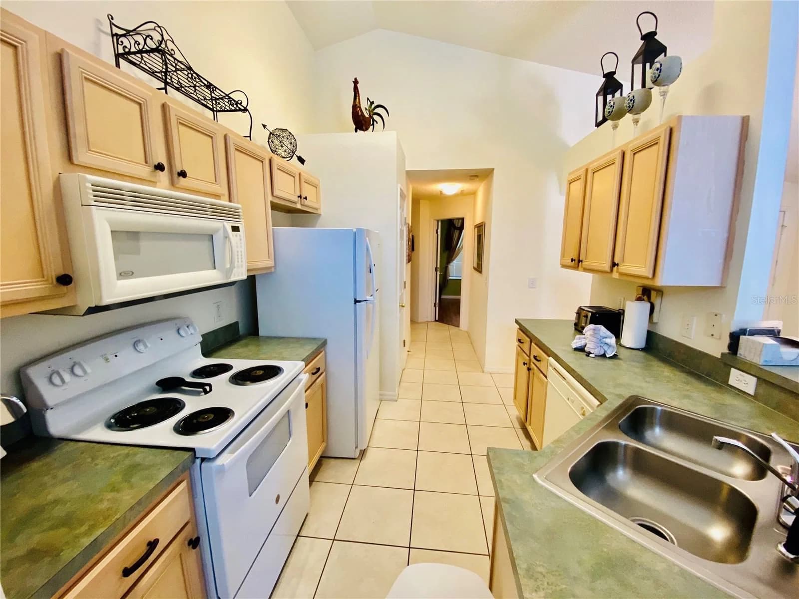 8544 SUNRISE KEY 4